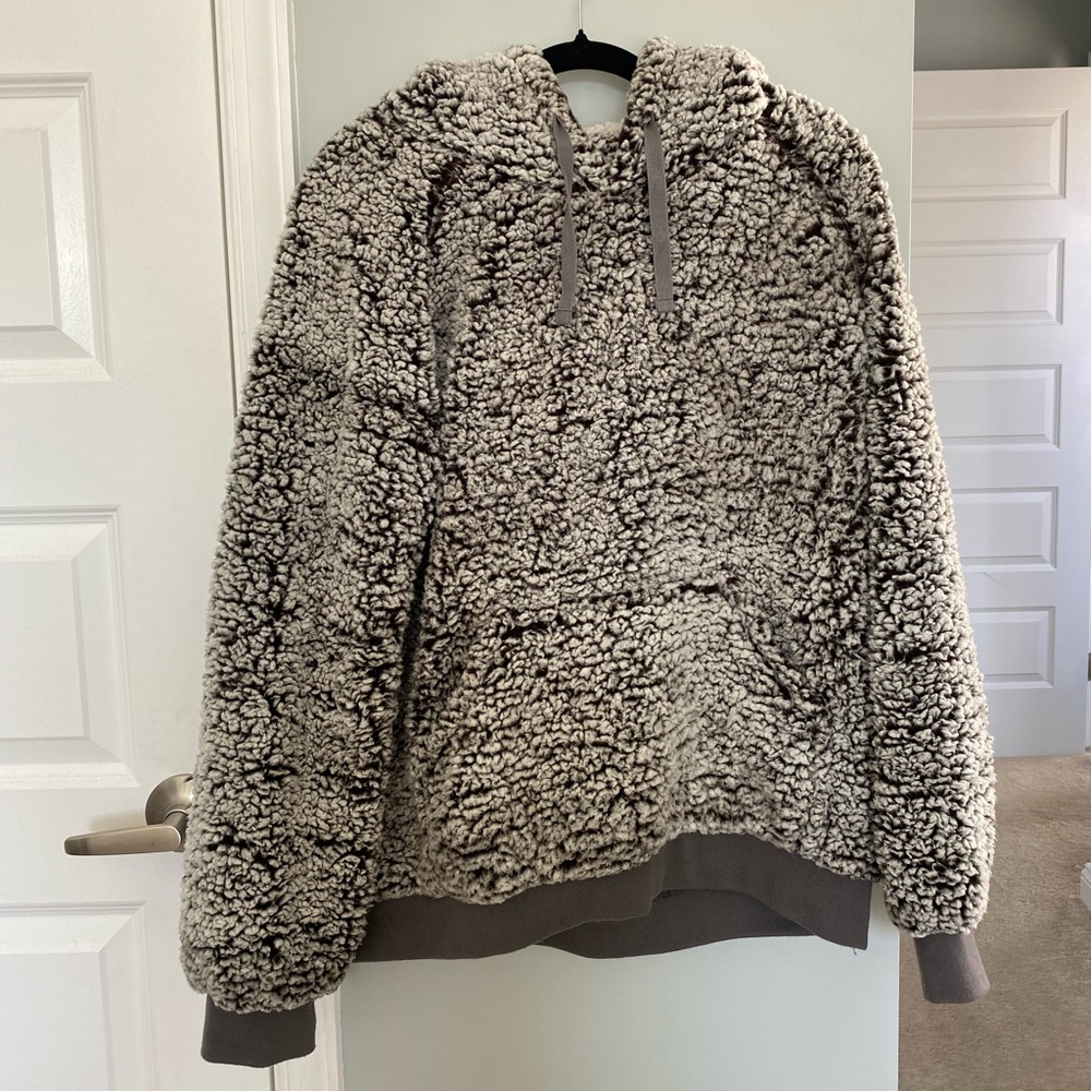 Very warm furry sweatshirt with hood